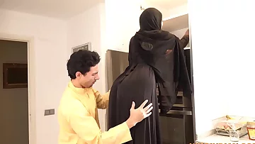 Razia sister-in-law got her burdock added to duboor kissed distance from Suraj Bhaiya on the day of Dussehra.