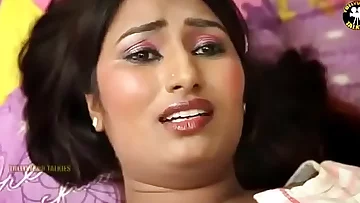 Desi bhabi aur gossip columnist