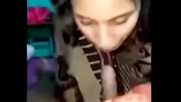 Desi college piece of baggage strapping blowjob with an increment of cumshot..