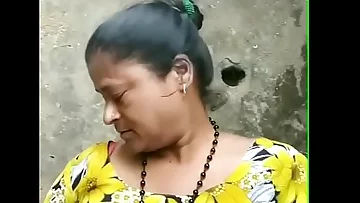 Aunty coitus with suckle son