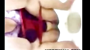 tamil girl pissing peeing