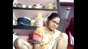 DESI AUNTY WITH BF