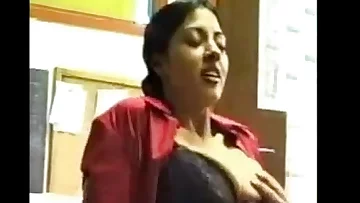 Indian Sob sister Sucking And Fucking