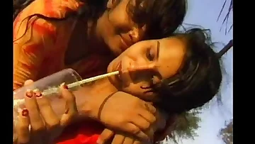 Indian Call Girls Non-native Mumbai Seducing Foriegn Traveller In Hotel Involving Threesome Hardcore Fuck