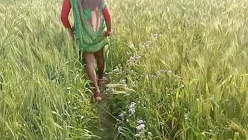 Indian Neighbourhood pub Bhabhi Fucking Outdoor Sex In Hindi